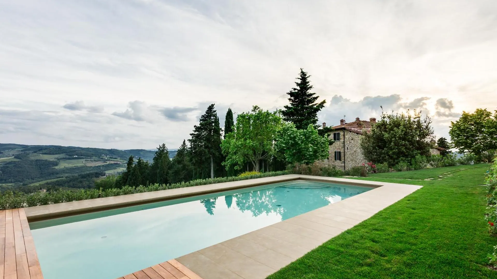 La Valletta Boutique Wine Estate Panzano in Chianti 0*,  Italy